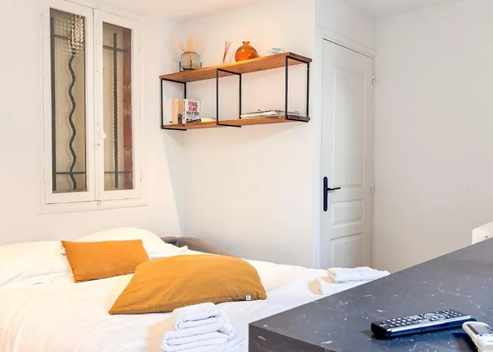 Elegant In S Old Town Apartmán Bordeaux