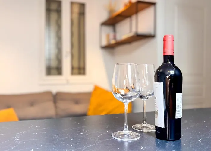 Elegant In S Old Town