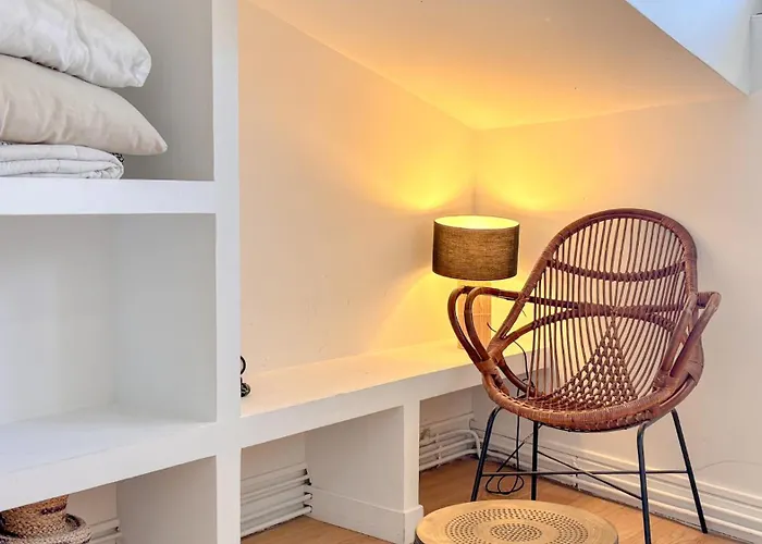 Elegant In S Old Town